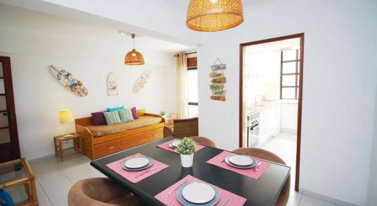 Rental apartment with patio in Loulé