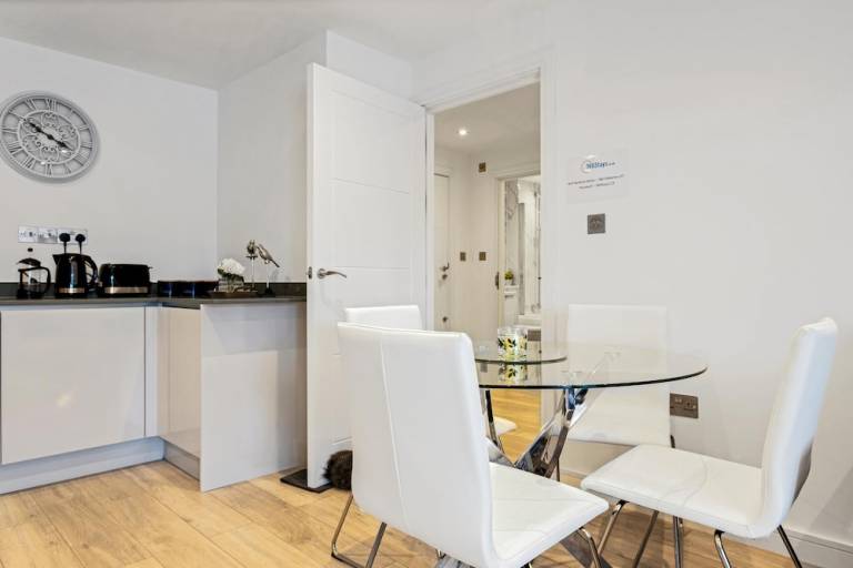 Apartment Uxbridge