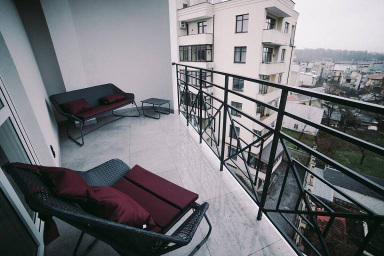 Holiday apartment with patio — photo 4