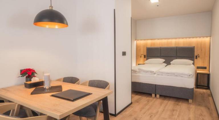 Serviced apartment with 2 rooms for 6 persons — photo 2