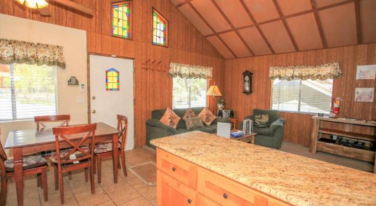 House with barbeque — photo 3