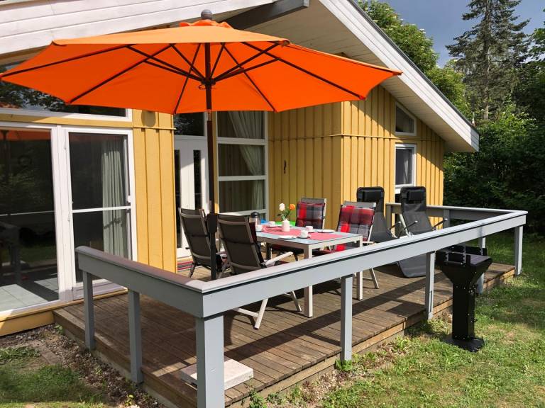 Seeschwalbe 240 - Das skandinavische Familienhaus für 4 mit Sauna und Whirlpool in Mirow