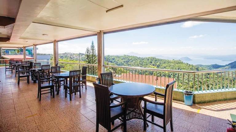 Sang Yoo Mountain View Tagaytay Hotel - Taal Lake View — photo 2