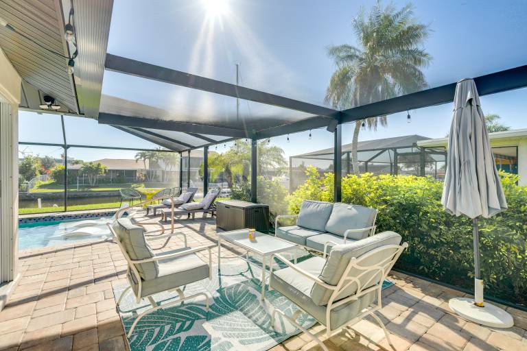 Canal Access! Pet-Friendly Cape Coral Group Escape — photo 2