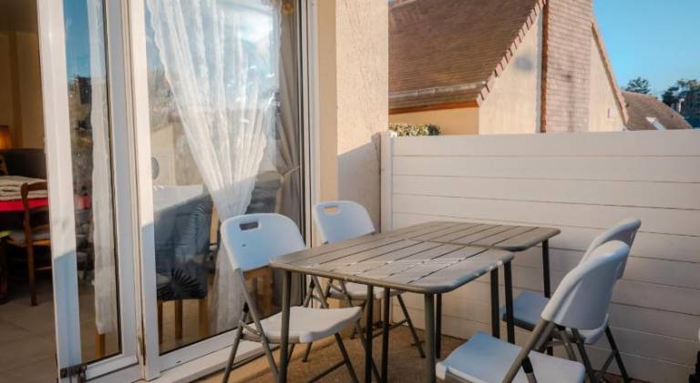 Rental apartment with 1 room for 5 persons in Courseulles-sur-Mer