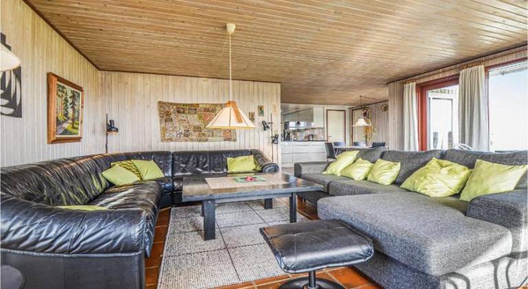Vacation home with 3 rooms for 6 persons — photo 2