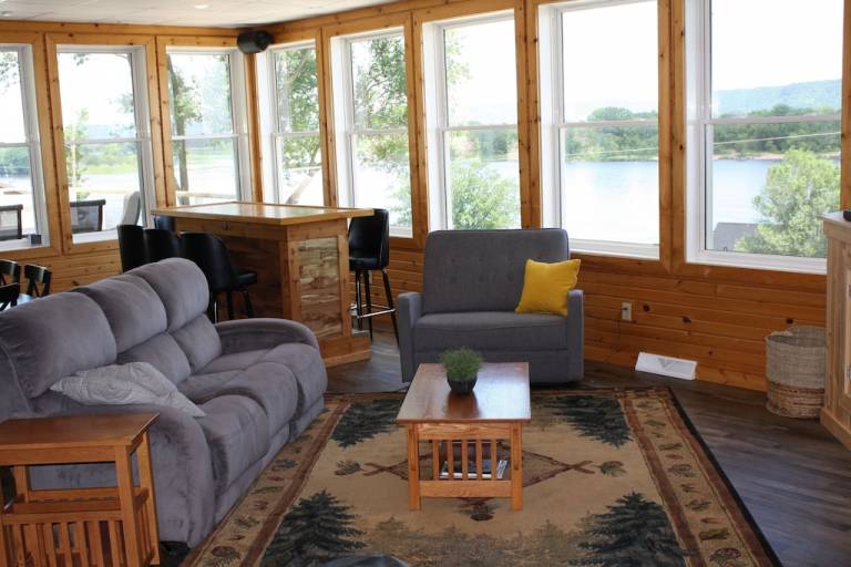 House  La Crosse