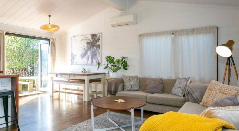 Vacation home with jacuzzi | Good for workation — photo 2