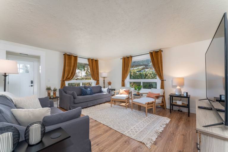 House Chelan