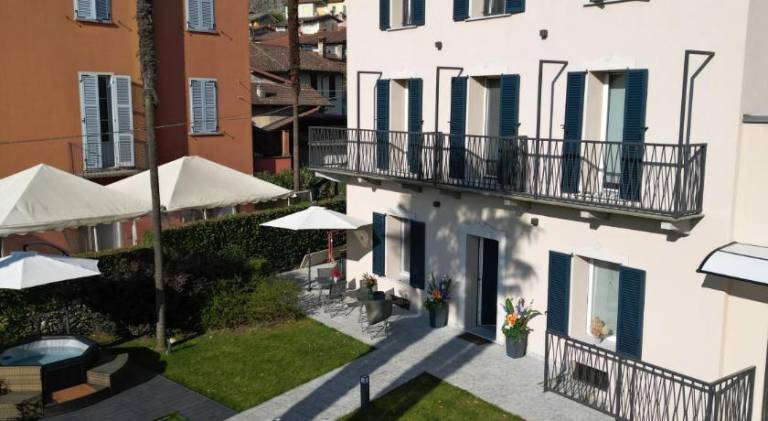 Gio Leo Guest House in Novara