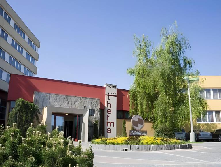 Therma Nea Dunajska Streda in Trnava