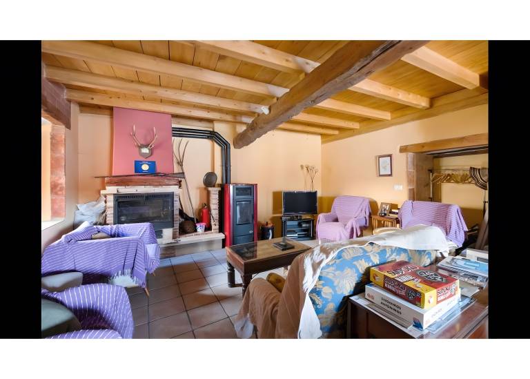 Child-friendly ample vacation home with fast internet & grill | Mountain view | Pets allowed — photo 5