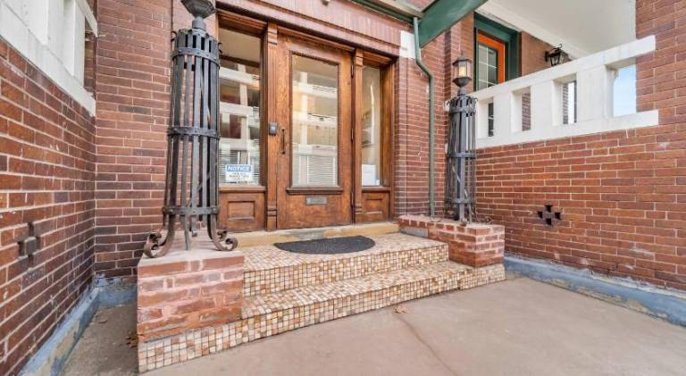 Cle Suites 3BR 2BA 5 min Walk to Cle Clinic Unit 1 — photo 5