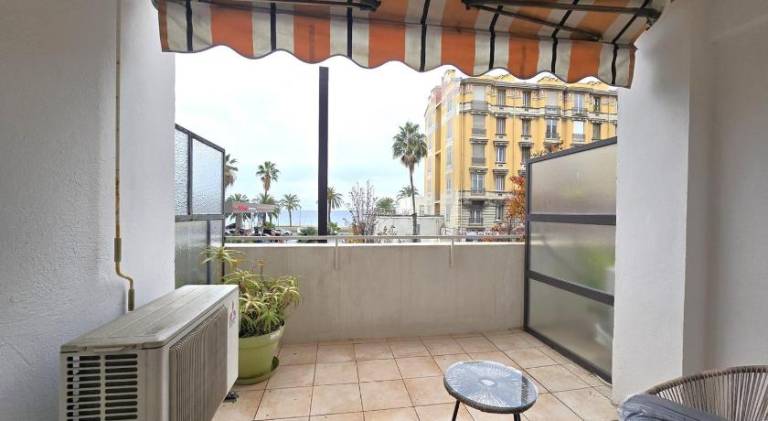 Nice rental apartment with terrace | Close to Promenade des Anglais | Close to the beach | Suitable for remote work | Dogs allowed in Nice