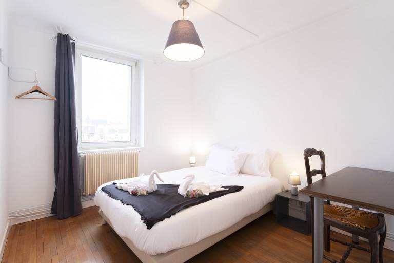 Hôtel des Cousines – Lana / Appartement 4 personnes Nancy — photo 4