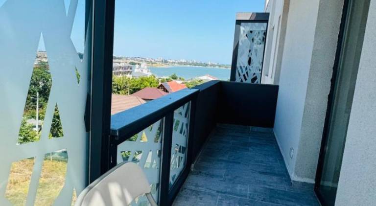 Rental apartment with patio | Pets allowed — photo 3