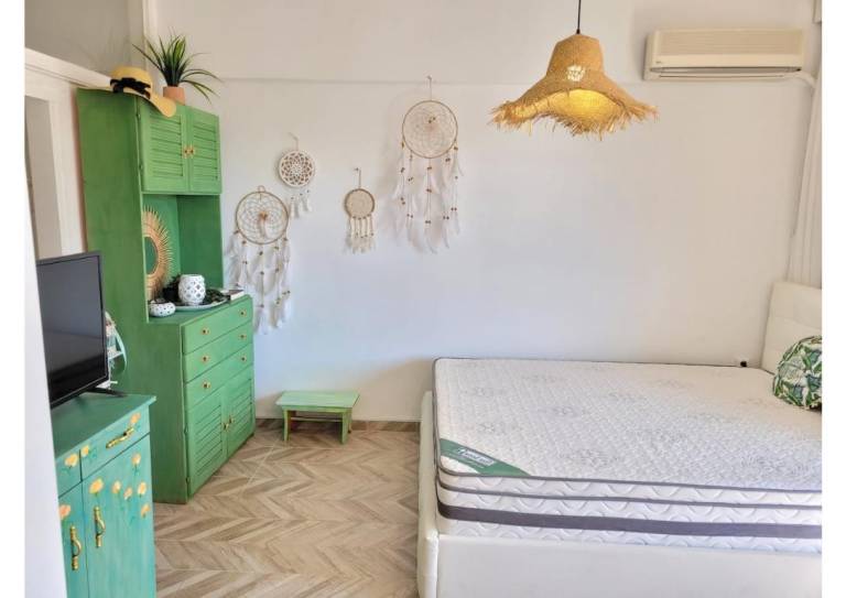 Charming holiday apartment | Beach nearby | Pets allowed in Loutraki-Agioi Theodoroi