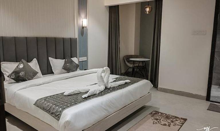 FabHotel Prime Lavkush