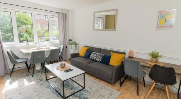 Rental apartment with 1 room for 7 persons in Birmingham