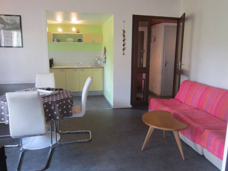 Apartment with 2 rooms for 5 persons — photo 4