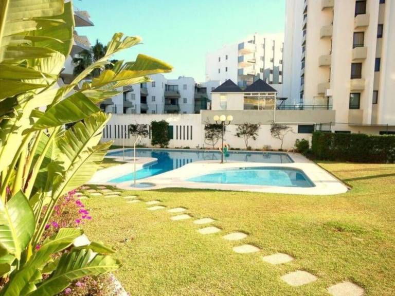 Holiday apartment with pool — photo 3
