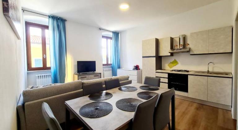 Holiday apartment with 3 rooms for 6 persons in Affi