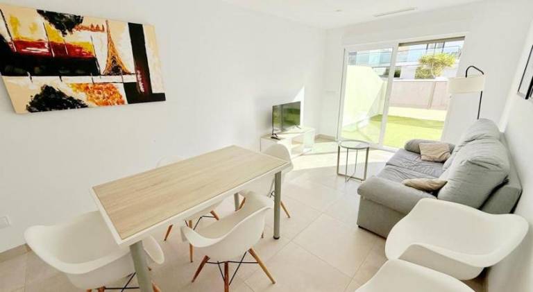 Rental apartment with pool — photo 2