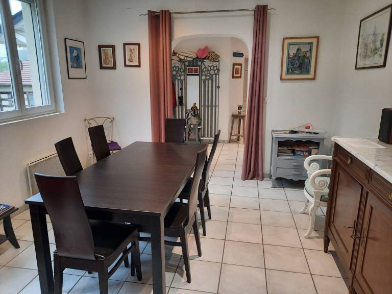 Family-oriented nice vacation home with terrace, barbeque & yard | River view | Pet-friendly — photo 4