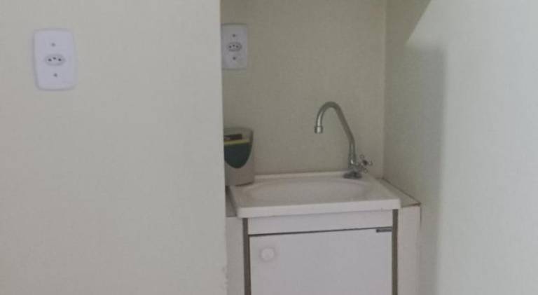 Pousada santos 1, kitnet confortavel com ar condicionado — photo 3