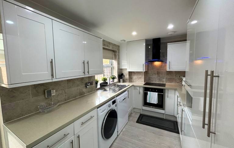 House Weybridge