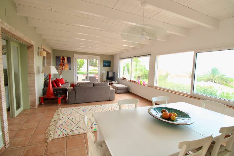 Holiday Home 'Villa Betty' with Sea View, Wi-Fi and Air Conditioning — photo 4