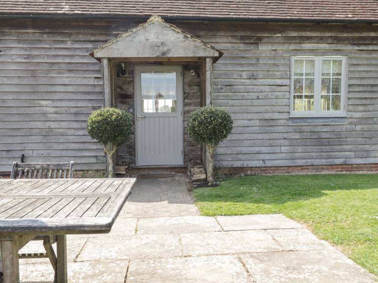 Family-oriented pleasant cottage with garden | Dogs allowed — photo 2