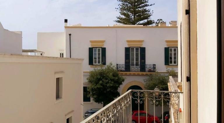 House with 2 rooms for 5 persons — photo 2
