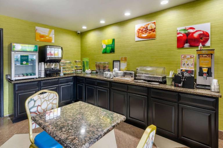 Quality Inn Covington Downtown — photo 4
