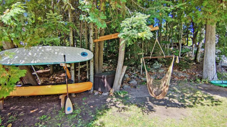 Cottage  Buckhorn