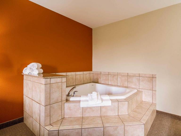 Sleep Inn & Suites Madison - Monona — photo 5