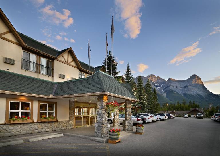 Coast Canmore Hotel & Conference Centre in Canmore, AB