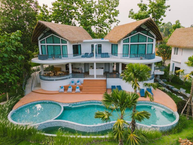 Villa De Leaf River Kaeng Krachan in Phetchaburi