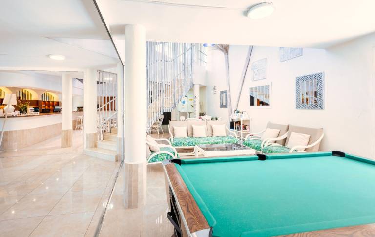 Serviced apartment with patio | Next to the beach | Dogs allowed — photo 3