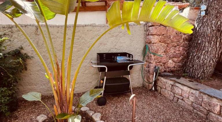 Villa with grill & garden — photo 5