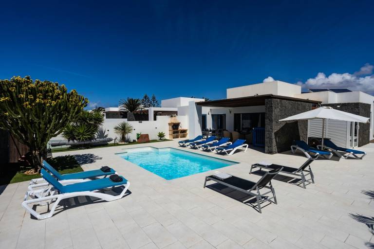 Villa Playa Blanca