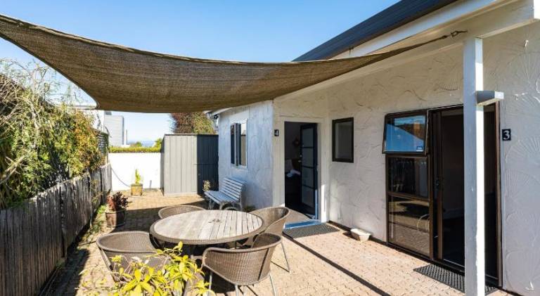 Central Inn Taupo — photo 4