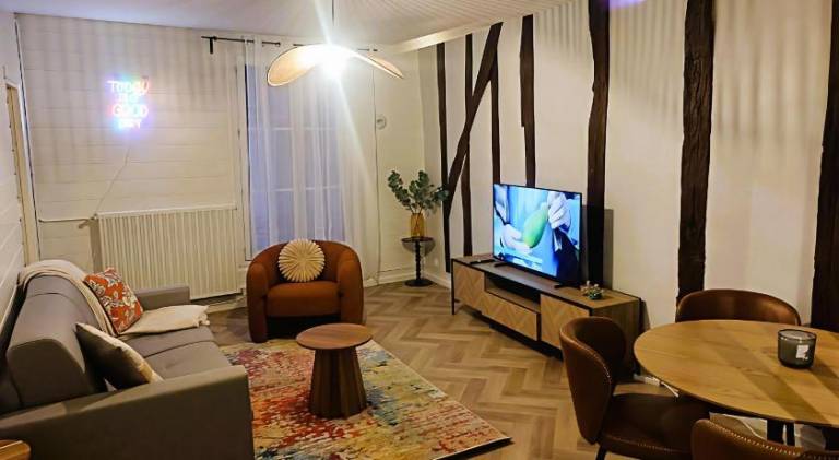 Rental apartment with 1 room for 4 persons in Loches