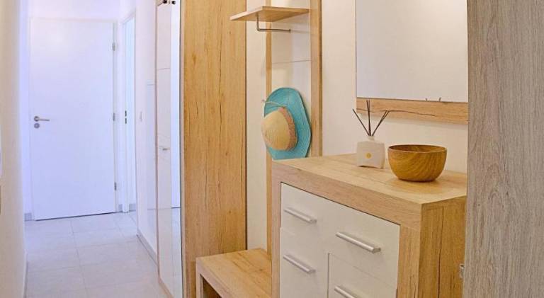 Holiday apartment with terrace | Next to the beach | Pet-friendly — photo 3