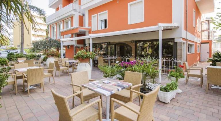 Hotel Edelweiss — photo 2