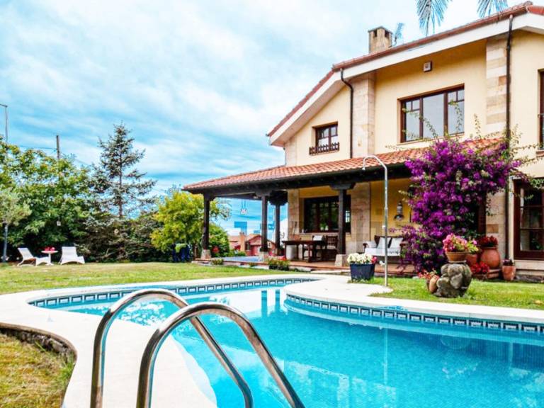 Villa  Soto de la Marina