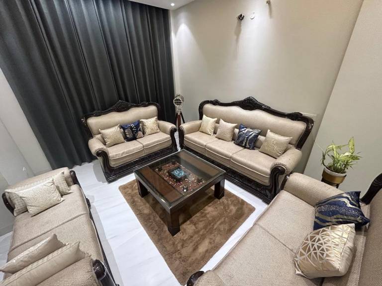 100 m&sup2; Villa