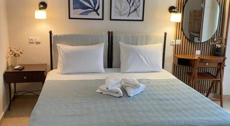 Nice serviced apartment with terrace & garden | Pets allowed in South Pelion