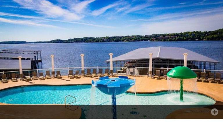 3BD 3BA Gated Condo LakeFront Lake Ozark, MO Isla Del Sol 4 M from Dam — photo 2