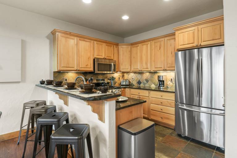 Winter Park Resort Villa 200 I Private Hot Tub I Great Views I Bunk Room I Discounted Attractions — photo 4